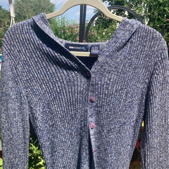 Blue asphalt - L blue and white duster with a hood and tie closure - Picture 4 of 9